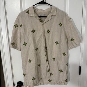 Zara Casual Beige Shirt with Olive Patterns